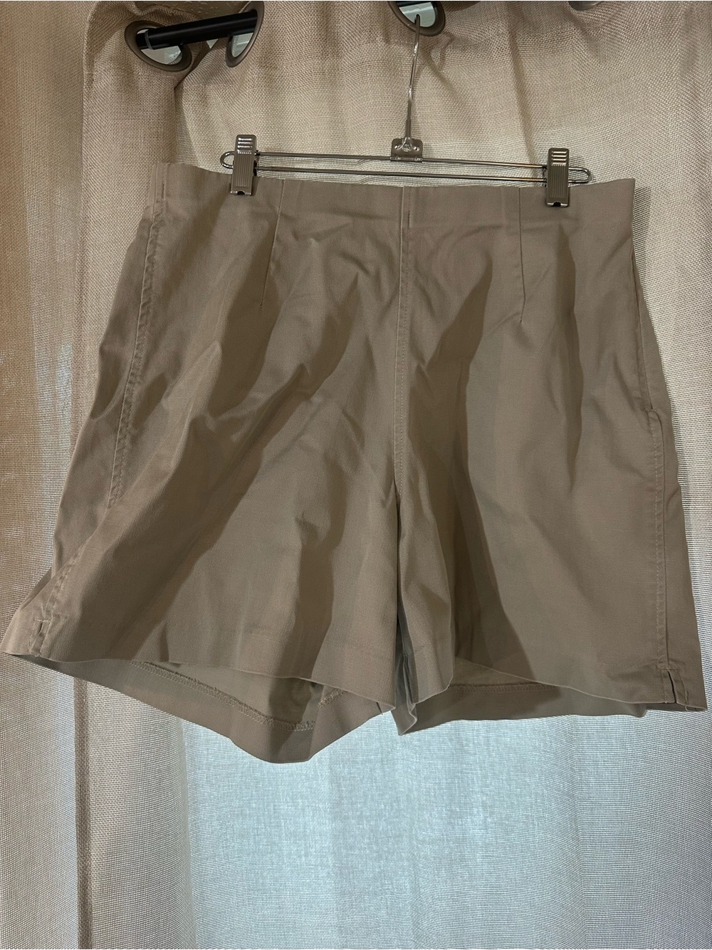 Khaki Women's Shorts 12m
